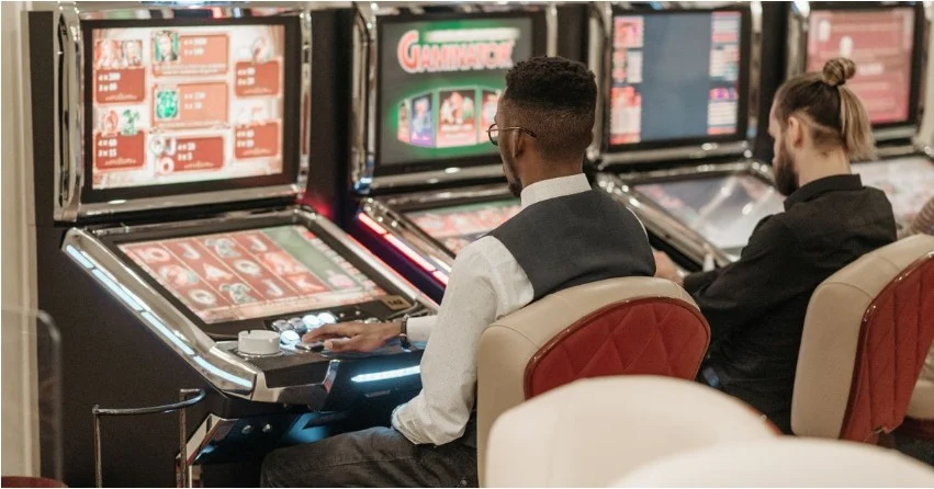 Why Players Notice Small Design Choices in Slot Games