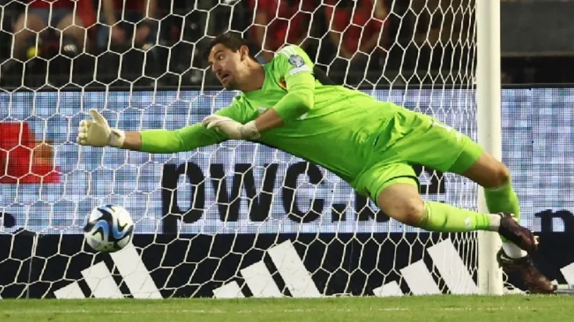 Why is Thibaut Courtois such a fantastic goalkeeper?