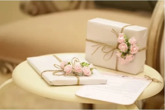 Personalized Favors: Elevating Anniversary and Event Aesthetics with Custom Packaging